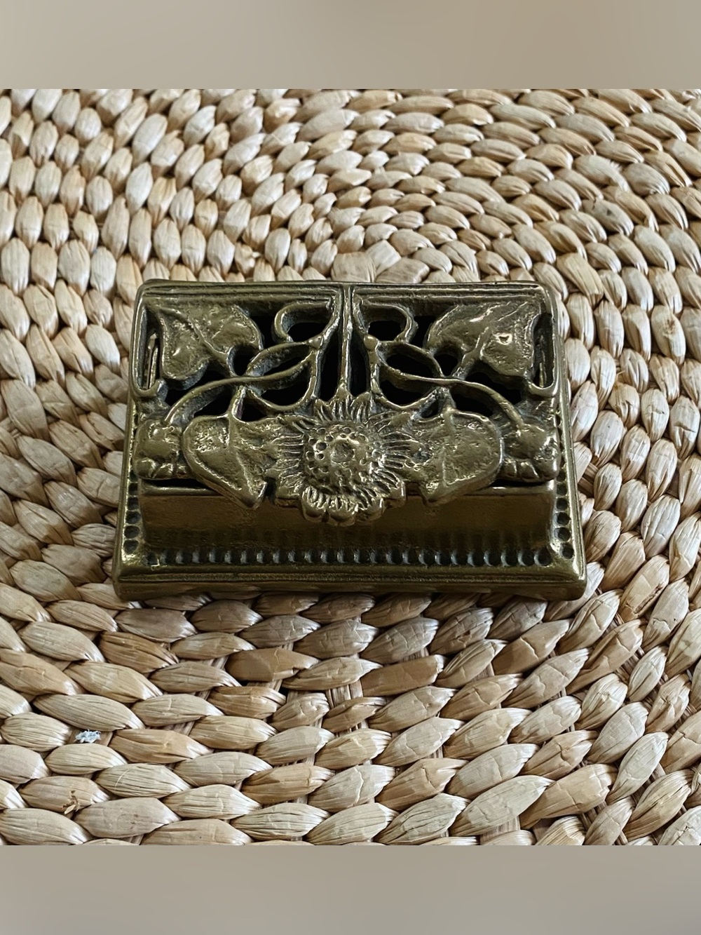 Vtg Stamp Box Ornate Art Nouveau Sunflower Brass Trinket Case Hinged Lid